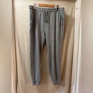 ⚫️ BOGO Faherty grey sweatpants size XXL comfortable for lounging or working out